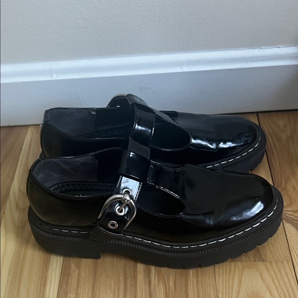 Circus by Sam Edelman Black Patent Mary Jane Flats - Picture 5 of 9